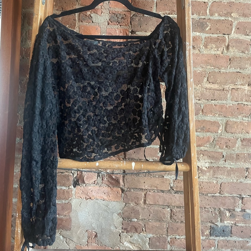 MAJORELLE // Black Top w/ Floral Detailing - Picture 5 of 9
